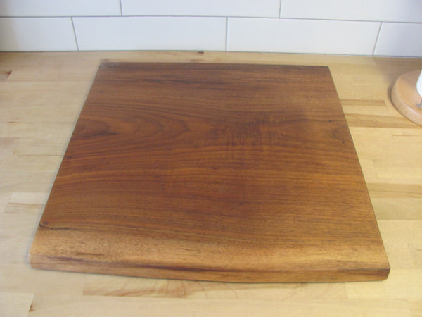MIRA NAKASHIMA Walnut Cutting / Display Board Signed Dated Live Edge