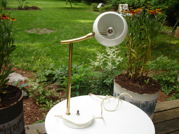 Lighting: Nessen Desk Lamp