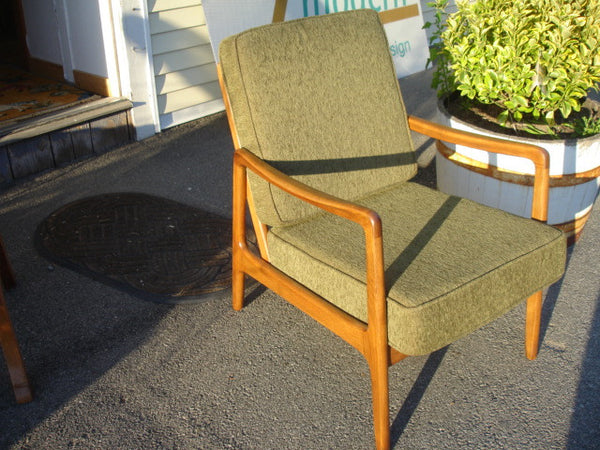 CHAIR: Ole Wanscher Teak Lounge Chair, Danish Modern
